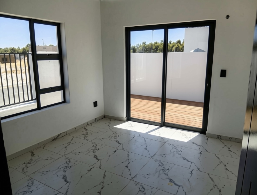 4 Bedroom Property for Sale in Sandown Western Cape